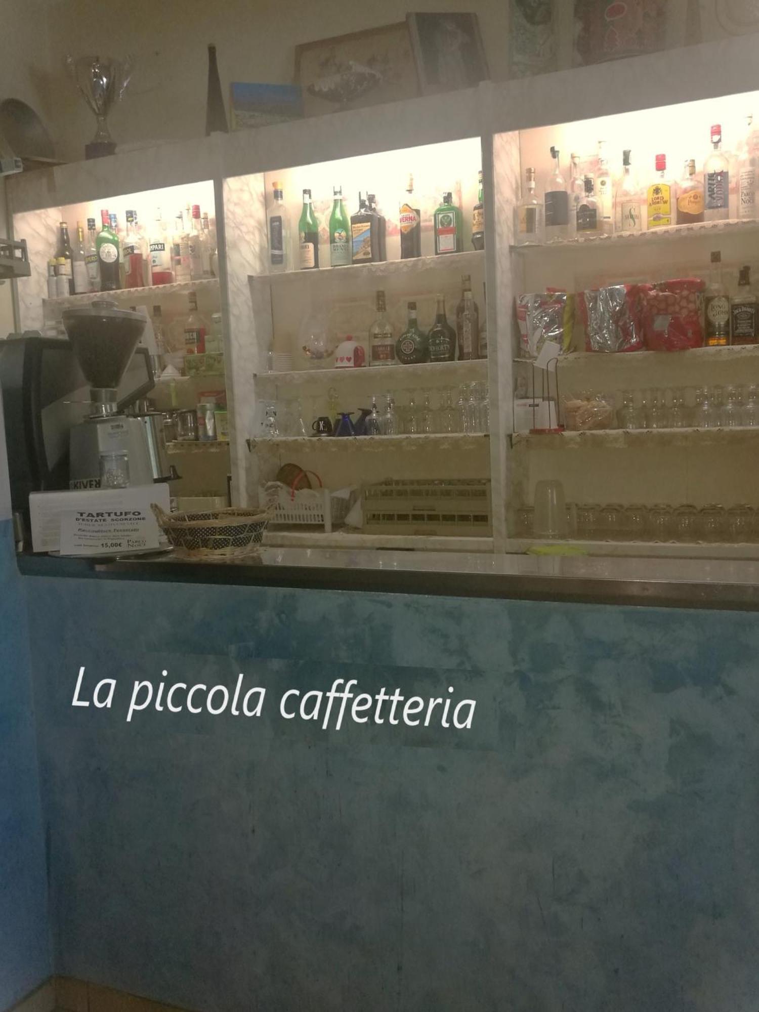 Albergo-Ristorante"Parco Alle Noci"Tra La Cascata Delle Marmore,Labro E Valle Santa Di S Francesco Rivodutri Zewnętrze zdjęcie